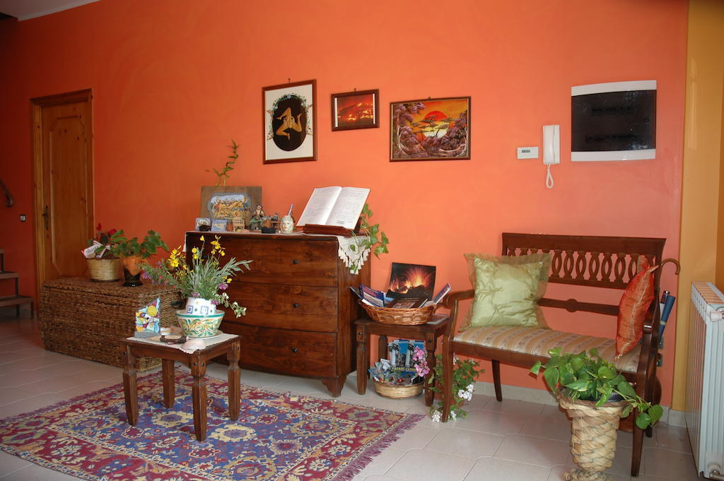 Etna Torre Del Grifo Bed and Breakfast Mascalucia Exteriör bild